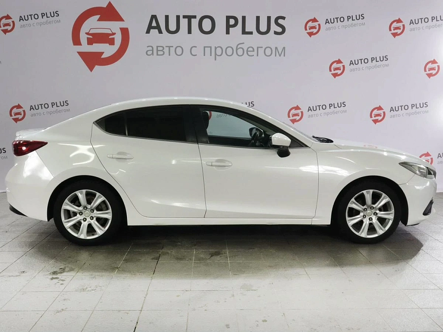 Mazda 3, 2014г., передний привод, механика