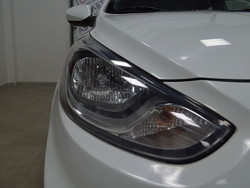 Hyundai Solaris, 2012г, передний привод, механика