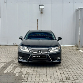Lexus ES, 2015г, передний привод, автомат