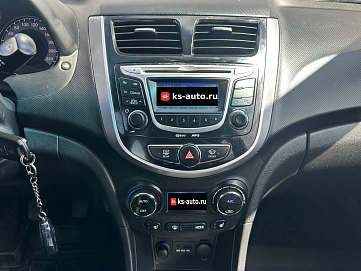Hyundai Solaris, 2011г., передний привод, механика