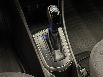 Hyundai Solaris, 2016г, передний привод, автомат