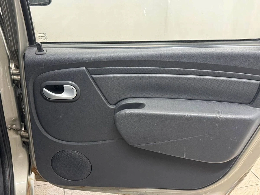 Lada (ВАЗ) Largus, 2013г., передний привод, механика