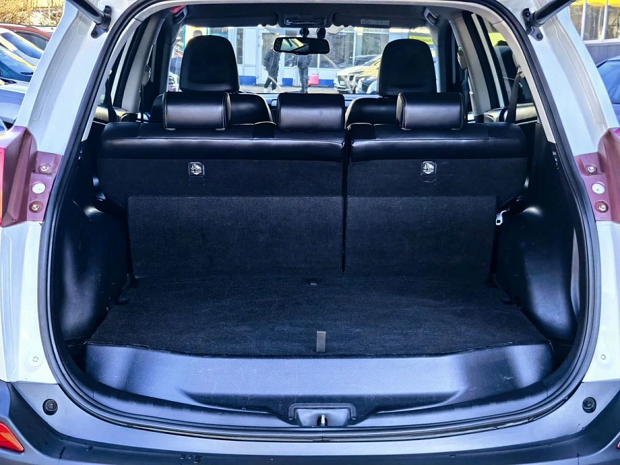 Toyota RAV4, 2013г., полный привод, автомат