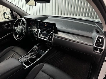 Kia Sorento, 2022г, полный привод, робот