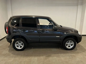 Chevrolet Niva, 2013г, передний привод, механика