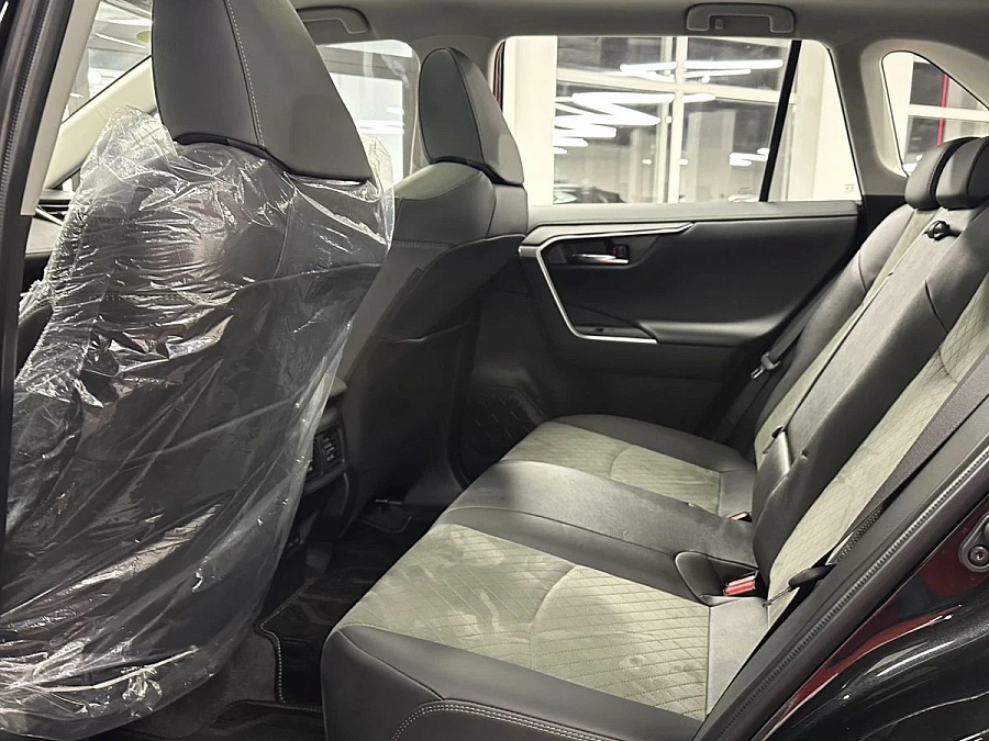 Toyota RAV4, 2025г., полный привод, вариатор
