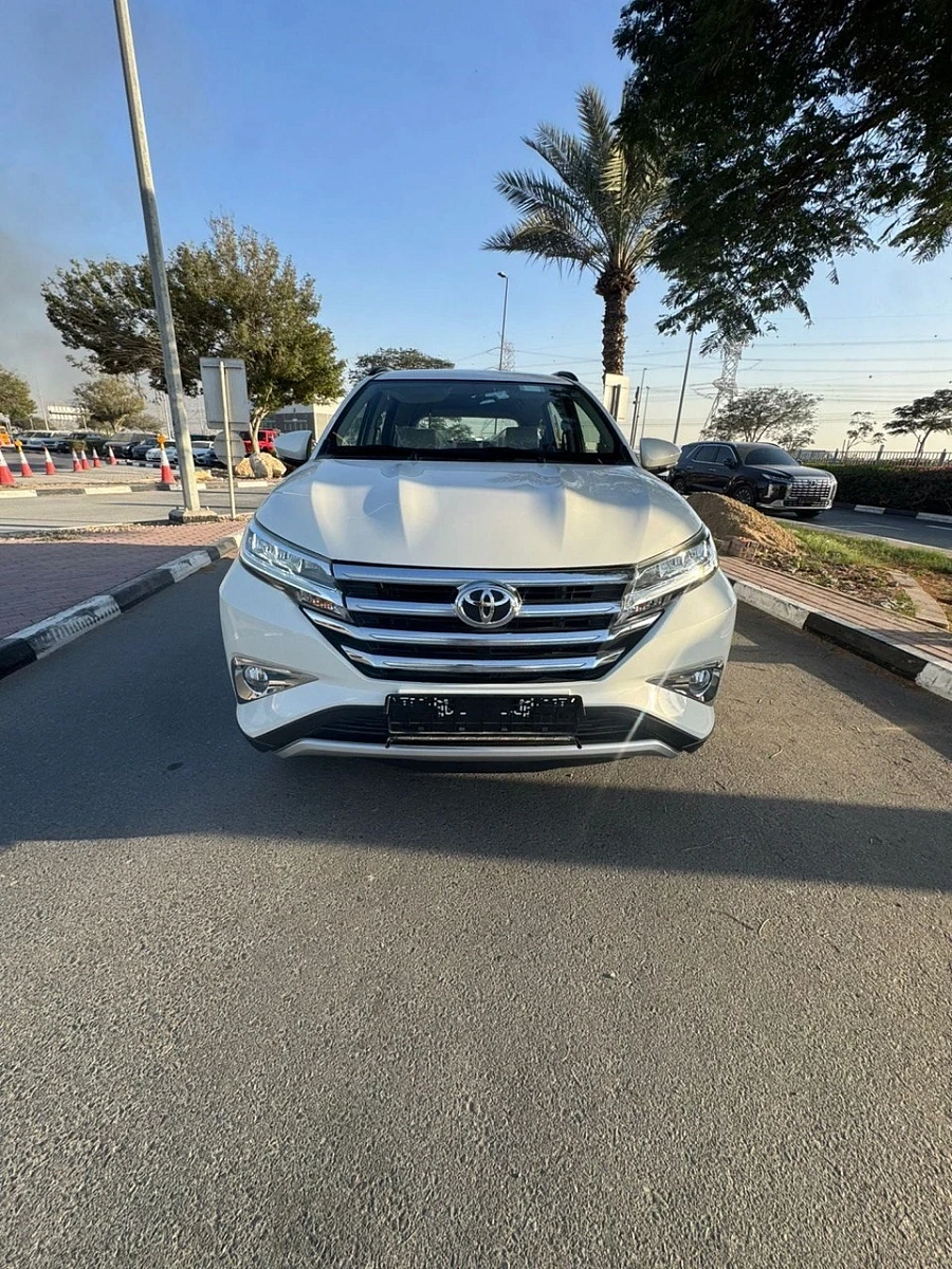 Toyota Rush, 2022г., задний привод, автомат