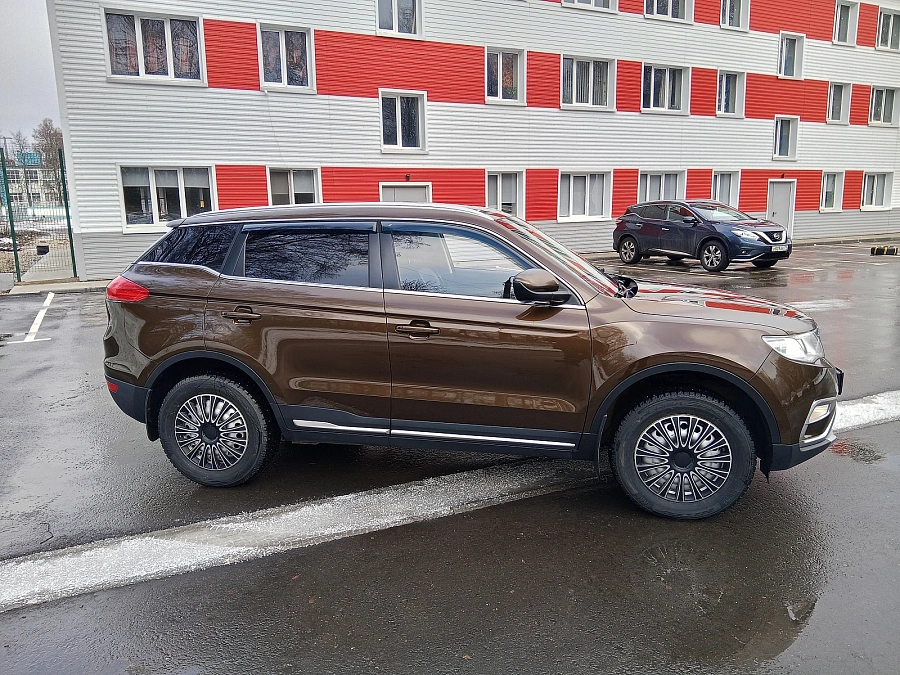 Geely Atlas, 2019г., передний привод, механика