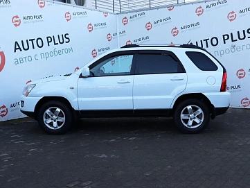 Kia Sportage, 2009г, передний привод, механика