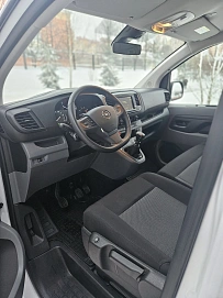 Opel Vivaro, 2022г, передний привод, механика