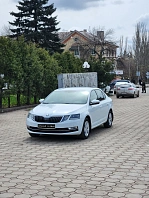 Skoda Octavia, 2020г, передний привод, робот