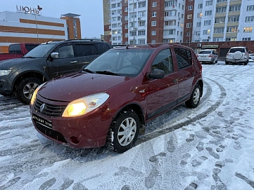 Renault Sandero, 2010г, передний привод, механика