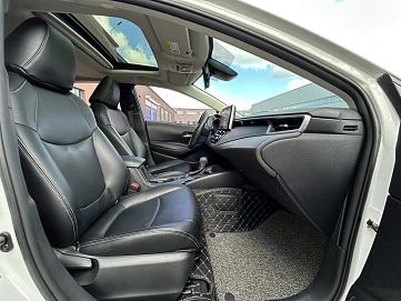 Toyota Corolla, 2022г, передний привод, вариатор