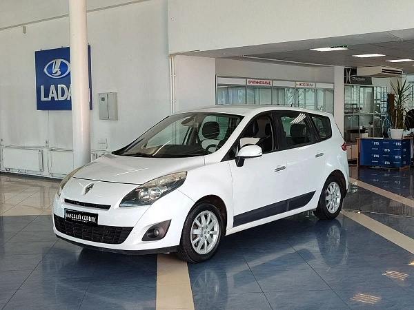 Renault , 2009г., передний привод, механика