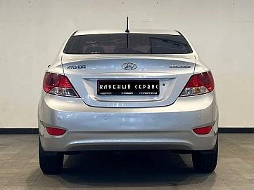 Hyundai Solaris, 2012г, передний привод, автомат