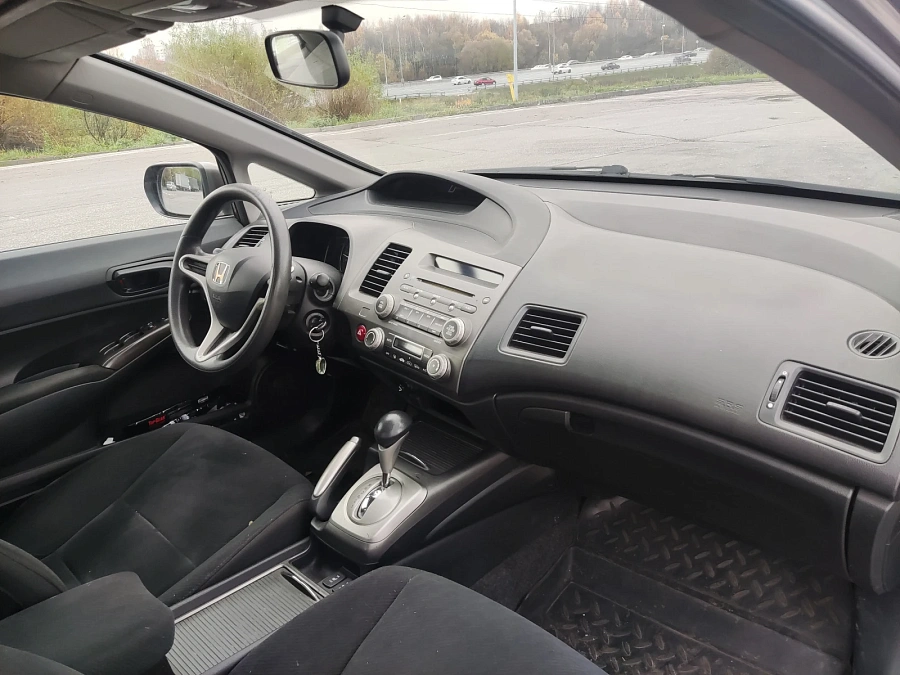 Honda Civic, 2010г., передний привод, автомат