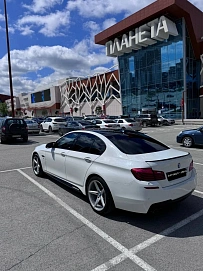 BMW 5 серии, 2014г, задний привод, автомат
