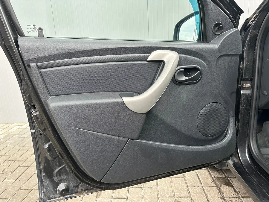 Renault Logan, 2015г., передний привод, механика