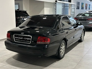 Hyundai Sonata, 2003г, передний привод, автомат