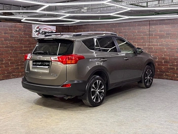 Toyota RAV4, 2014г, полный привод, автомат
