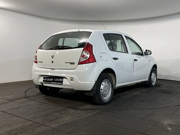 Renault Sandero, 2011г, передний привод, механика