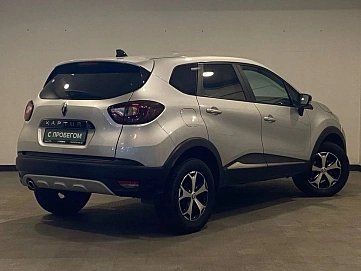 Renault Kaptur, 2021г, передний привод, механика