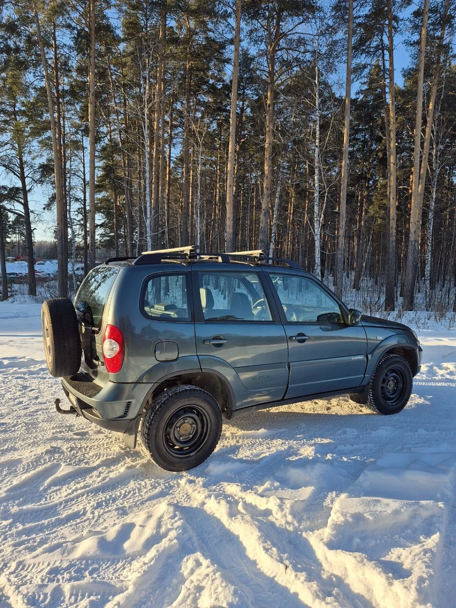 Chevrolet Niva, 2014г., полный привод, механика