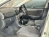 Toyota Avensis, 2003г., передний привод, автомат