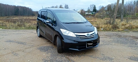 Honda Freed, 2013г, передний привод, вариатор
