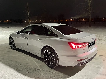 Audi A6, 2020г, полный привод, робот