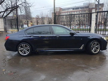 BMW 7 серии, 2017г, полный привод, автомат