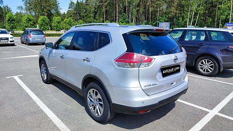 Nissan X-Trail, 2015г, полный привод, вариатор