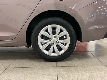 Hyundai Solaris, 2019г, передний привод, автомат