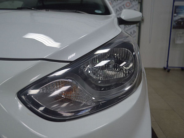 Hyundai Solaris, 2012г, передний привод, автомат