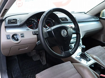 Volkswagen Passat, 2005г, передний привод, автомат