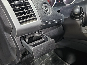 Mitsubishi Outlander, 2010г, передний привод, вариатор