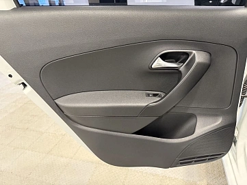 Volkswagen Polo, 2020г, передний привод, автомат