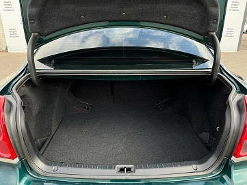 Toyota Avensis, 2005г, передний привод, автомат