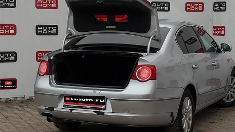 Volkswagen Passat, 2006г, передний привод, автомат