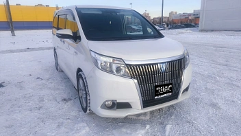 Toyota Esquire, 2016г, передний привод, вариатор