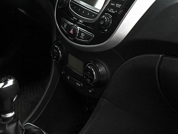 Hyundai Solaris, 2011г, передний привод, механика