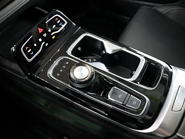 JAC JS6, 2024г, передний привод, робот