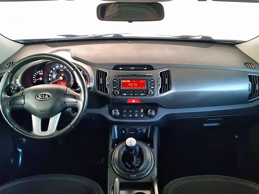 Kia Sportage, 2010г., передний привод, механика