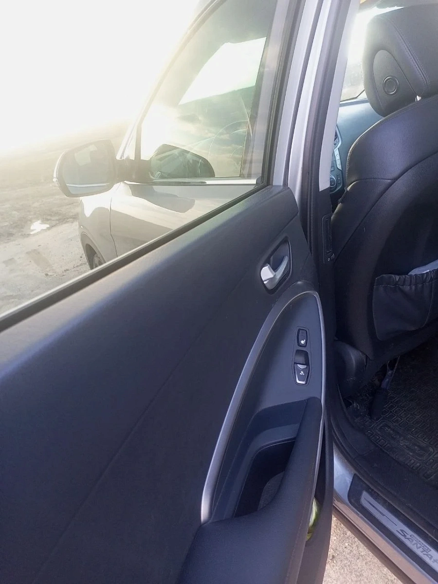 Hyundai Santa Fe, 2015г., полный привод, автомат