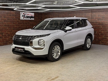 Mitsubishi Outlander, 2022г, полный привод, вариатор