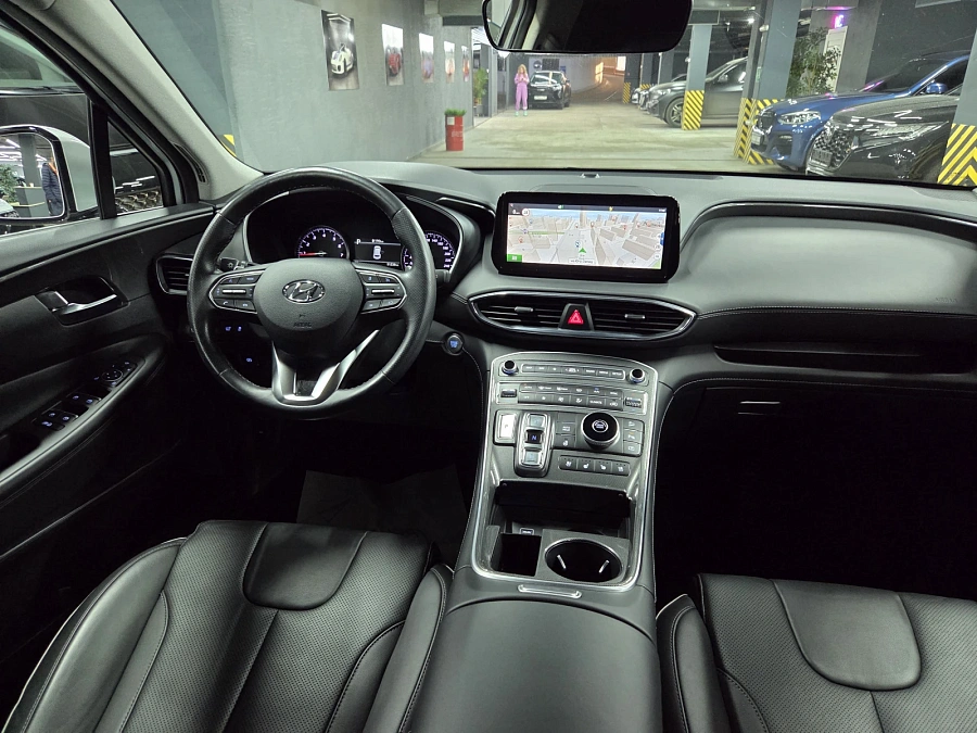 Hyundai Santa Fe, 2023г., полный привод, автомат