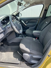 Renault Sandero, 2015г, передний привод, автомат