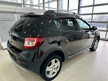 Renault Sandero, 2017г, передний привод, механика