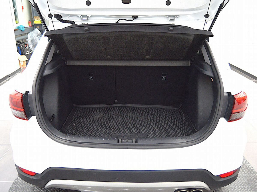 Kia , 2019г., передний привод, автомат