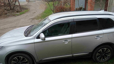 Mitsubishi Outlander, 2021г, полный привод, вариатор